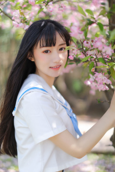 25岁的女字高中生动漫
